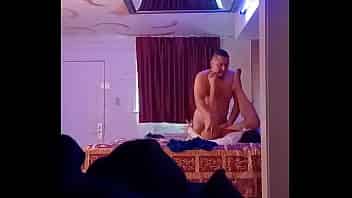 phim sex em g├бi video